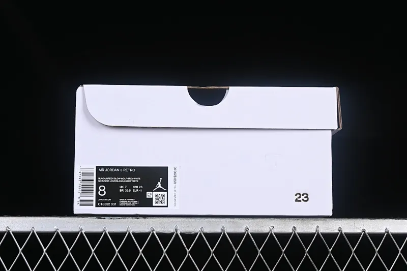 All categories Air Jordan Jordan series basketball shoes Air Jordan 3 L version Air Jordan 3 "Green Glow" AJ3 Joe 3 black and green CT8532-031